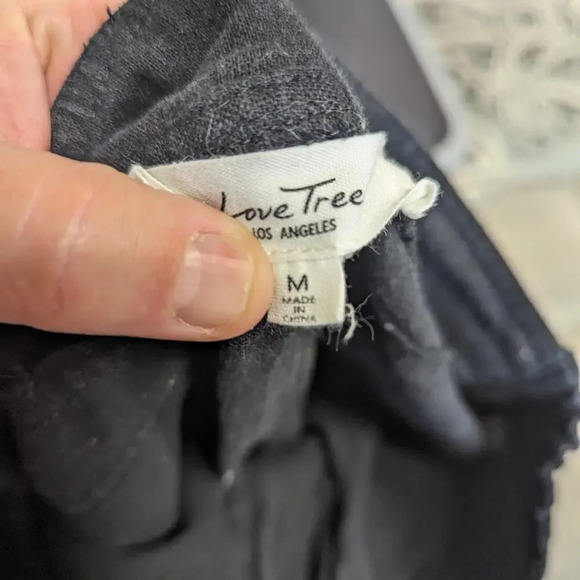 Love Tree Linen Cargo Pants - Medium - Picture 2 of 5